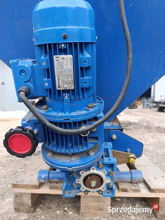 Podajnik do peleciarki do trocin Stopnica