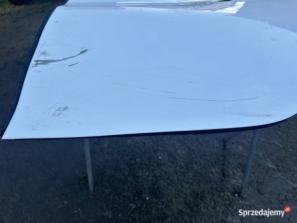 Uszkodzone lewe tylne drzwi Peugot 208 2020r osobowe