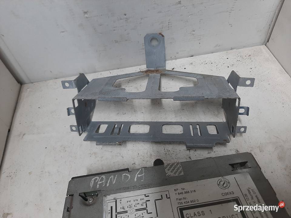 Fabryczne radio CD MP3 Fiat Panda ramka mocująca Blaupunkt łódzkie Ksawerów
