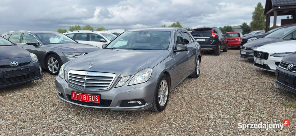 Mercedes E 250 automat bixsenon super stan salon podgrzewane fotele Lębork sprzedam