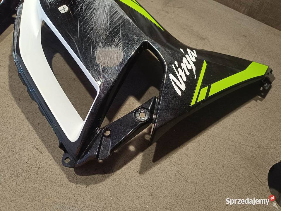 KAWASAKI Z900 Z 900 BOK BOCZEK OWIEWKA OSŁONA Łódź