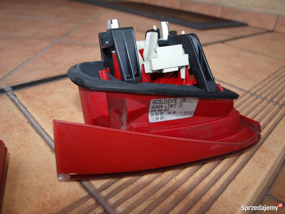 Audi A5 lampa tylna w klape 2007 2012r europa Oświetlenie