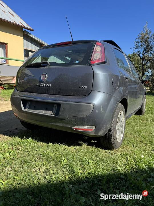 Fiat Punto Evo 14 benzyna nowe opony światła do jazdy dziennej Nowy Sącz