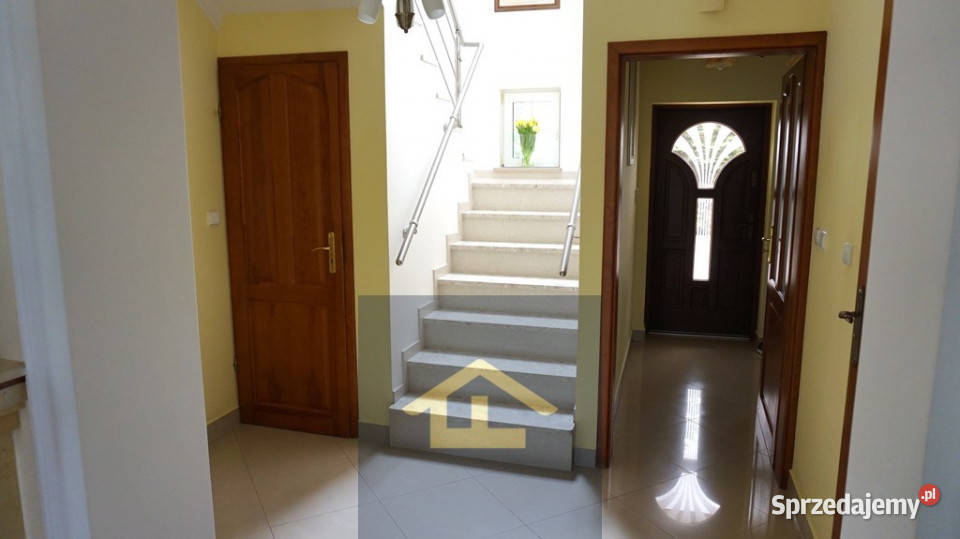 Willa w gminie Karczew Całowanie