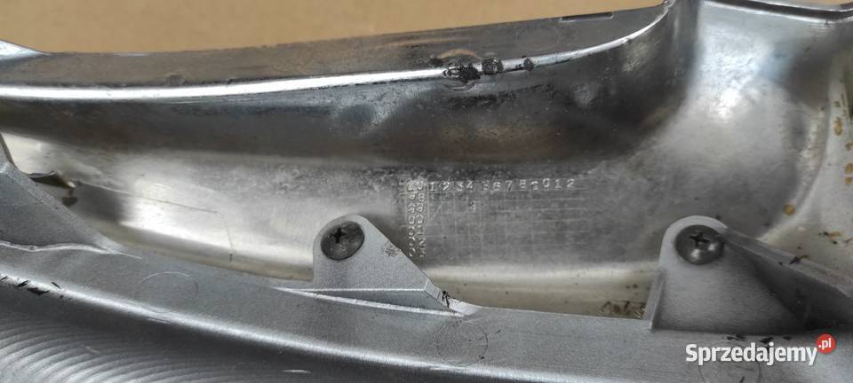 Suzuki Intruder 125 plastik owiewka boczek prawy Warszawa