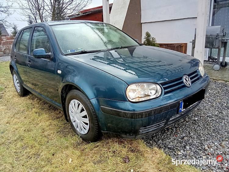 VW Golf 2003 r serwisowany 16 benz Rok produkcji 2003 Tuszyn
