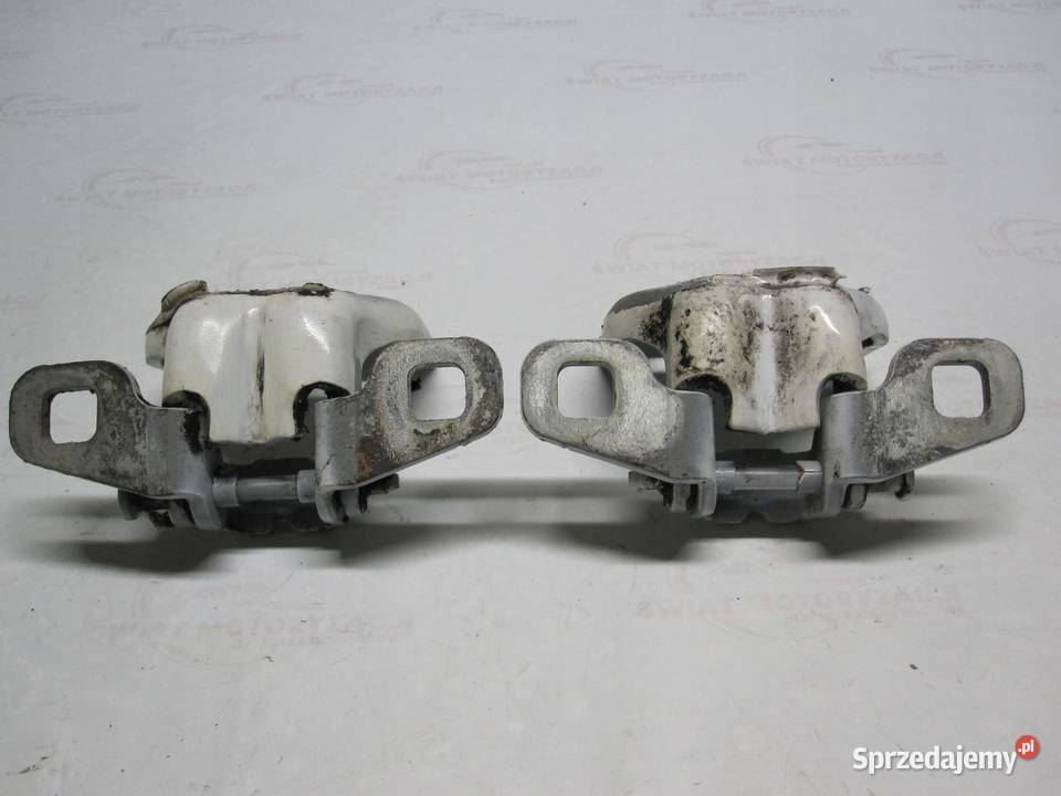 DACIA SANDERO II LIFT 20r zawiasy drzwi lewe