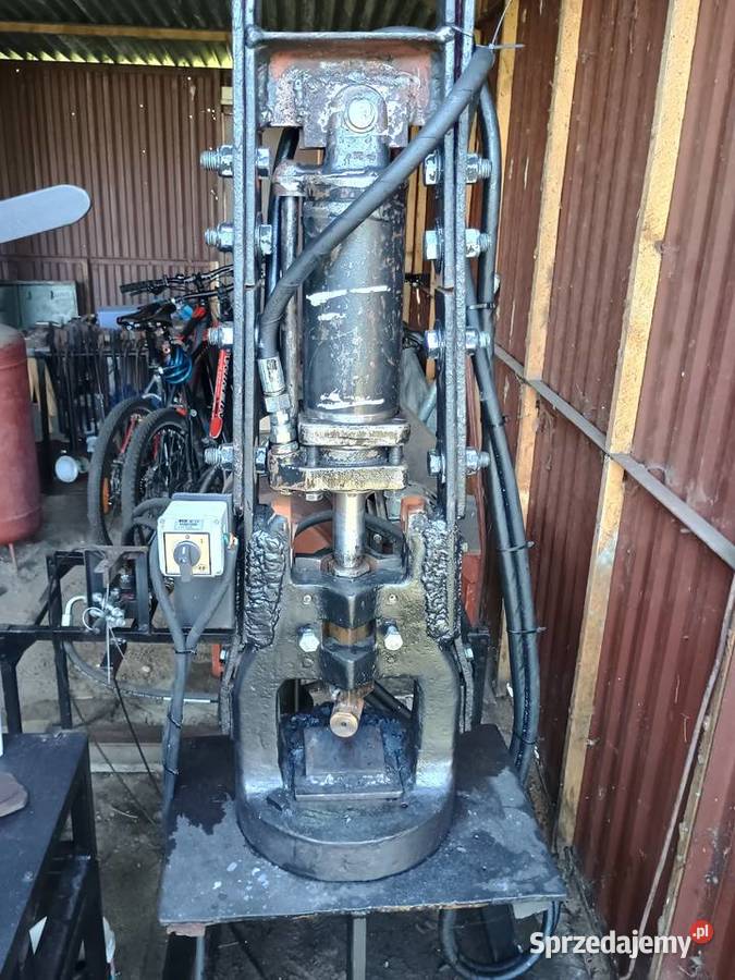 Prasa hydrauliczna 15 ton kowalska Stara Dąbrowa