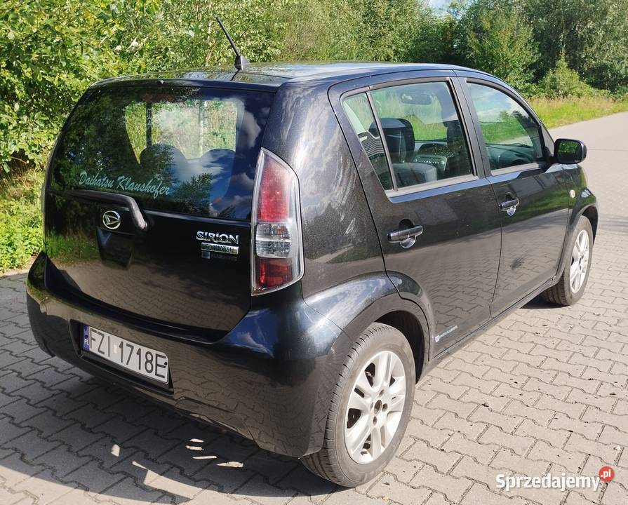DAIHATSU SIRION 10 70 2010 zarejestrowany w centralny zamek Zielona Góra