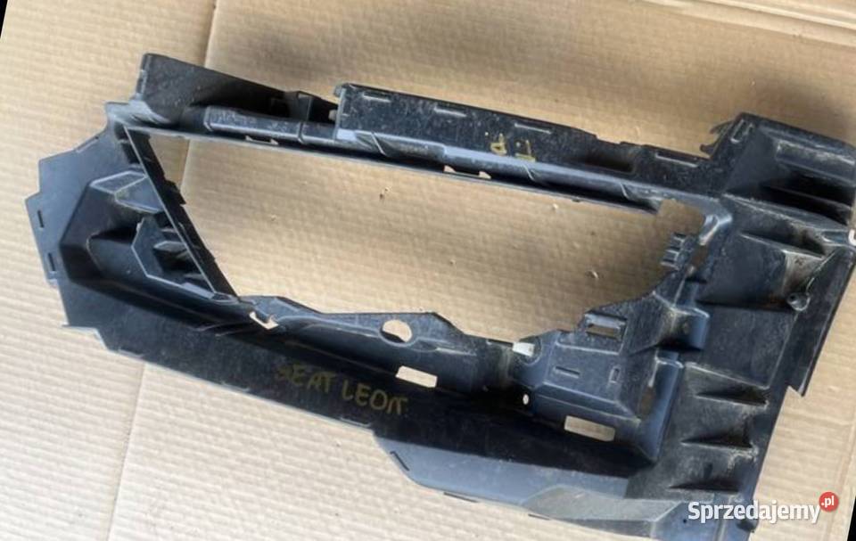 SEAT LEON III ŚLIZG ZDERZAKA LEWY PRZÓD osobowe wielkopolskie Międzychód