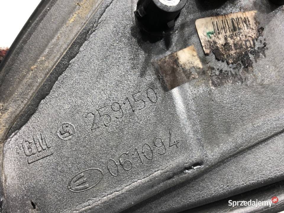 LUSTERKO PRAWY OPEL ASTRA G Kombi 9804 Motoryzacja