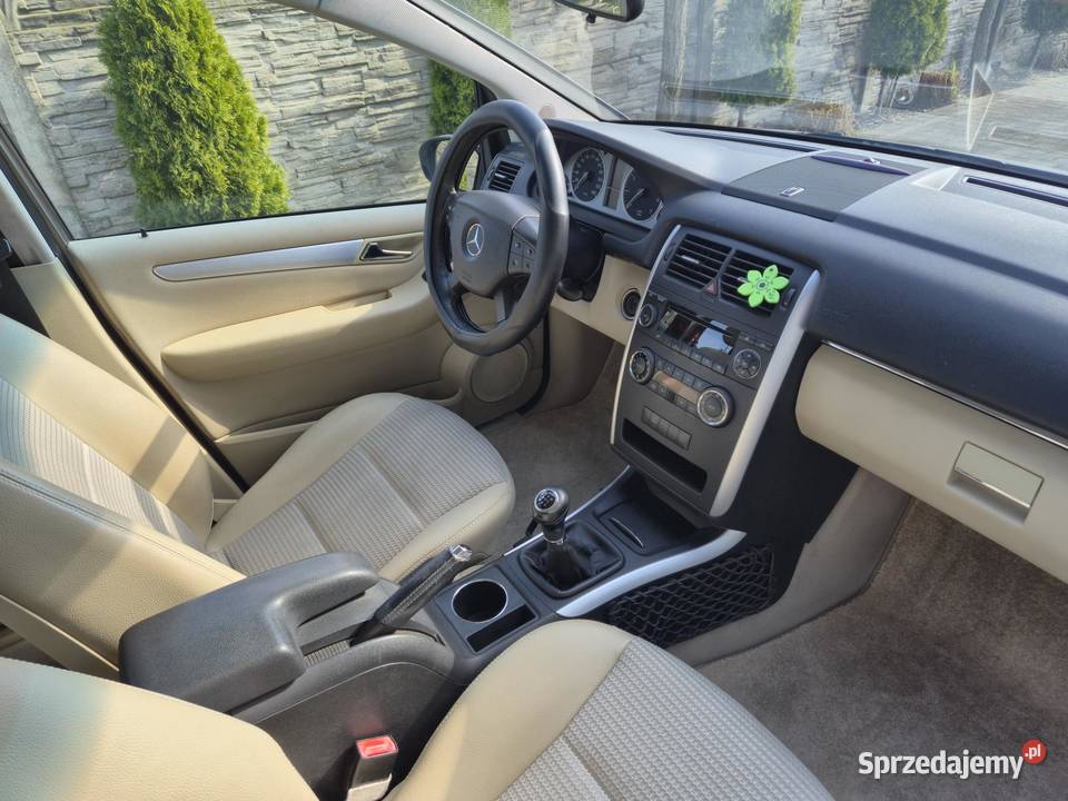 ZADBANY Mercedes Bklasa W245 benzyna Klasa B Radomsko