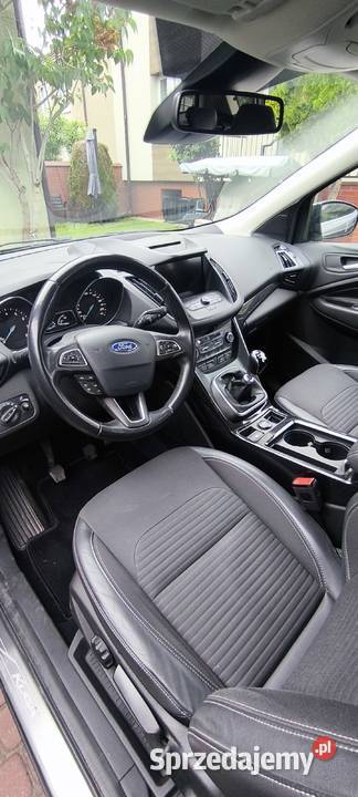 Ford Kuga Salon Polska benzyna bezwypadkowy 1500cm3 Suwałki sprzedam
