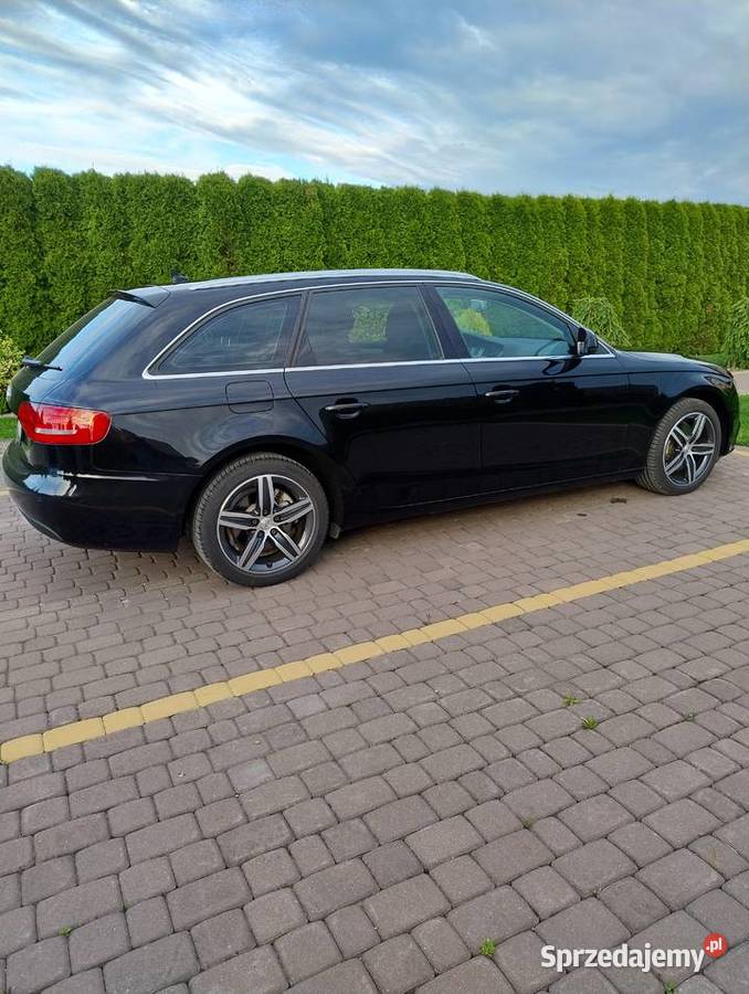 Audi a4 B8 kombi 170 diesel Miłomłyn sprzedam