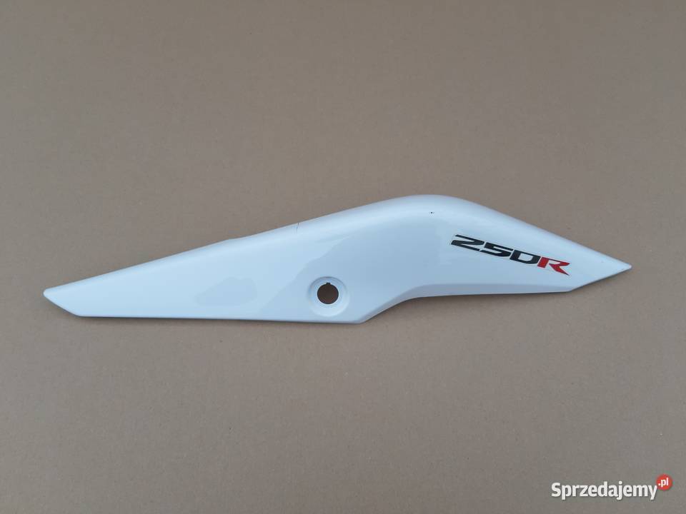HONDA CBR 125 250 OWIEWKA BOCZEK LEWY OGON Trzciel sprzedam