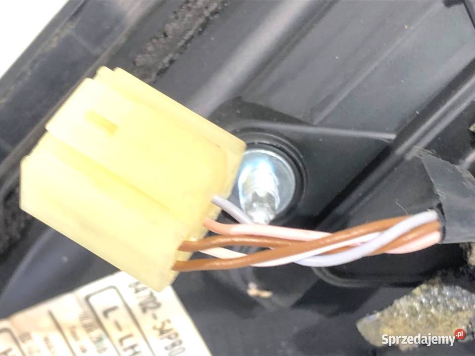 LUSTERKO LEWY SUZUKI VITARA Crossover CZARNY