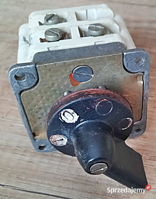 Włącznik wyłącznik tablicowy Łuk 25 25 A 250500