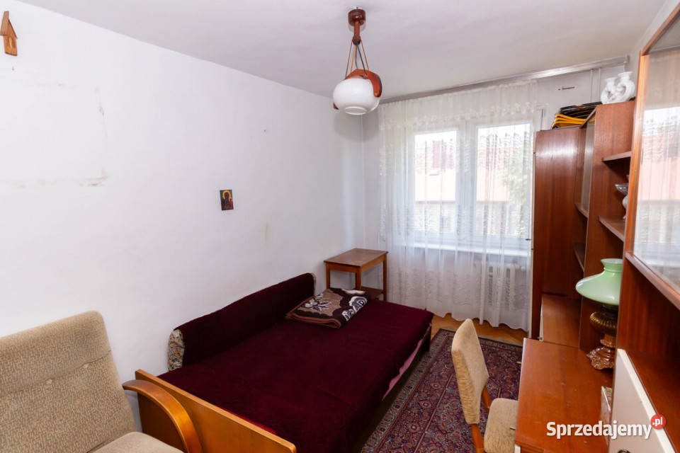 Mieszkanie 579m21 piętro 3 pokoje Kopernika Ostrowiec Świętokrzyski sprzedam