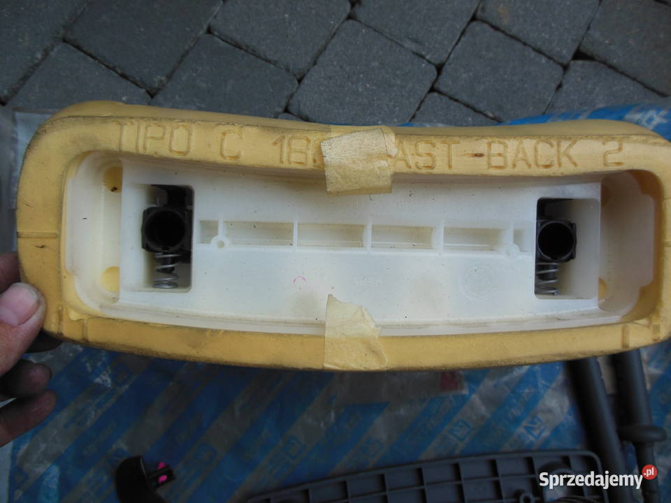 46733106 Niezapełniony przedni zagłówek osobowe Fotele i kanapy Kozy