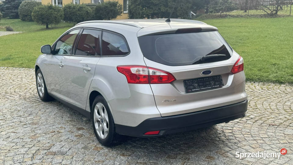 Ford Focus 16 Benzyna 125 z Niemiec serwisowany benzyna Strzegom