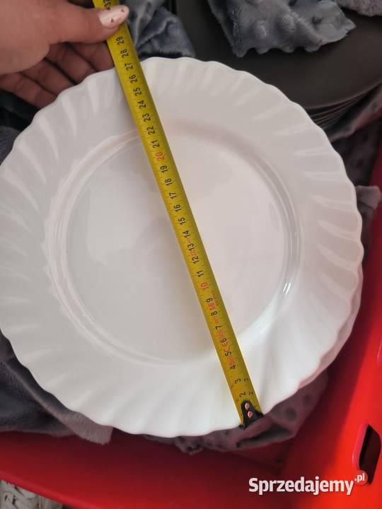 Zestaw talerzy białych Arcoroc20 Wojcieszyn sprzedam