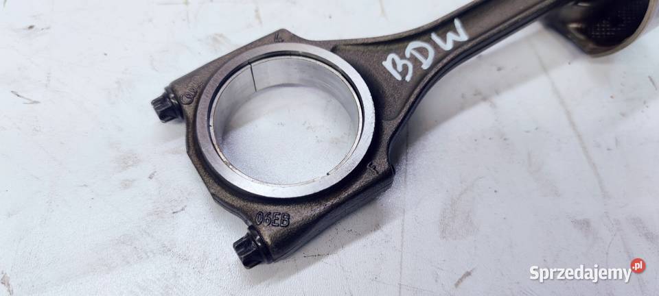 TŁOK KORBOWÓD AUDI A6 C6 24 BDW 06EB 81L109 Przystajń