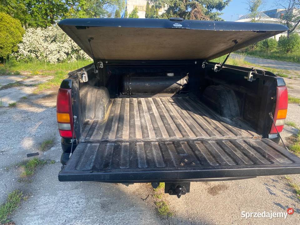 Chevrolet Silverado 1999 48v8 4x4 lpg hak Trablice
