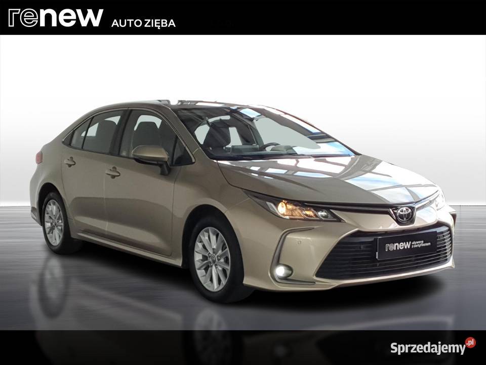 TOYOTA Corolla Sedan 15 Comfort 125 pakiet TECH
