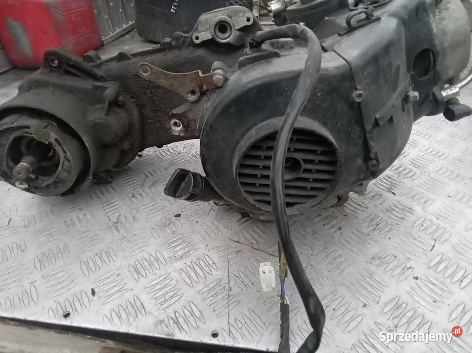 Silnik Skuter 139QMB 4T Pokrywa 40 stan nie Namysłów