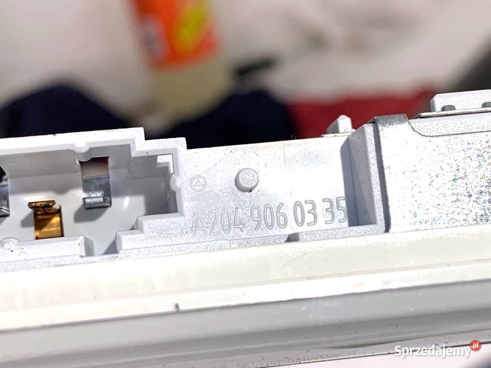 LAMPA SUFITOWA TYŁ MERCEDES W176 A2049060335