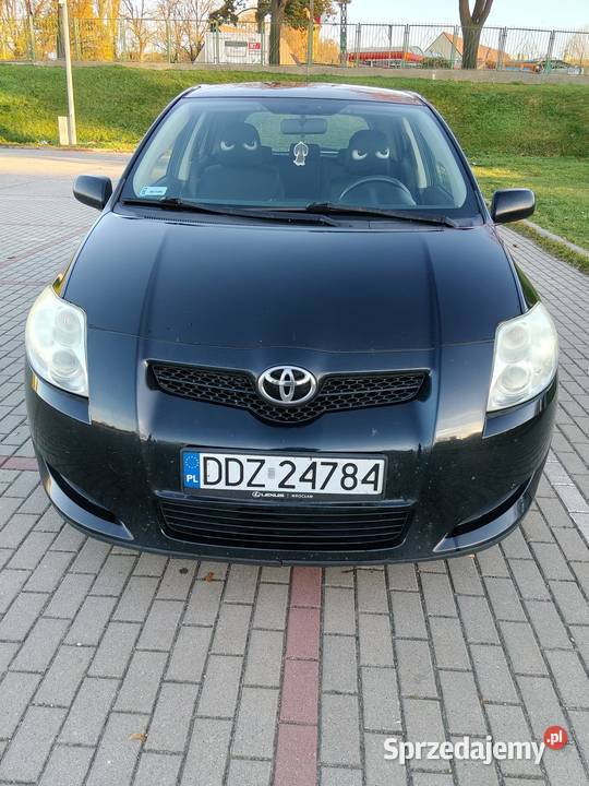 TOYOTA AURIS 14 BENZYNA Prudnik