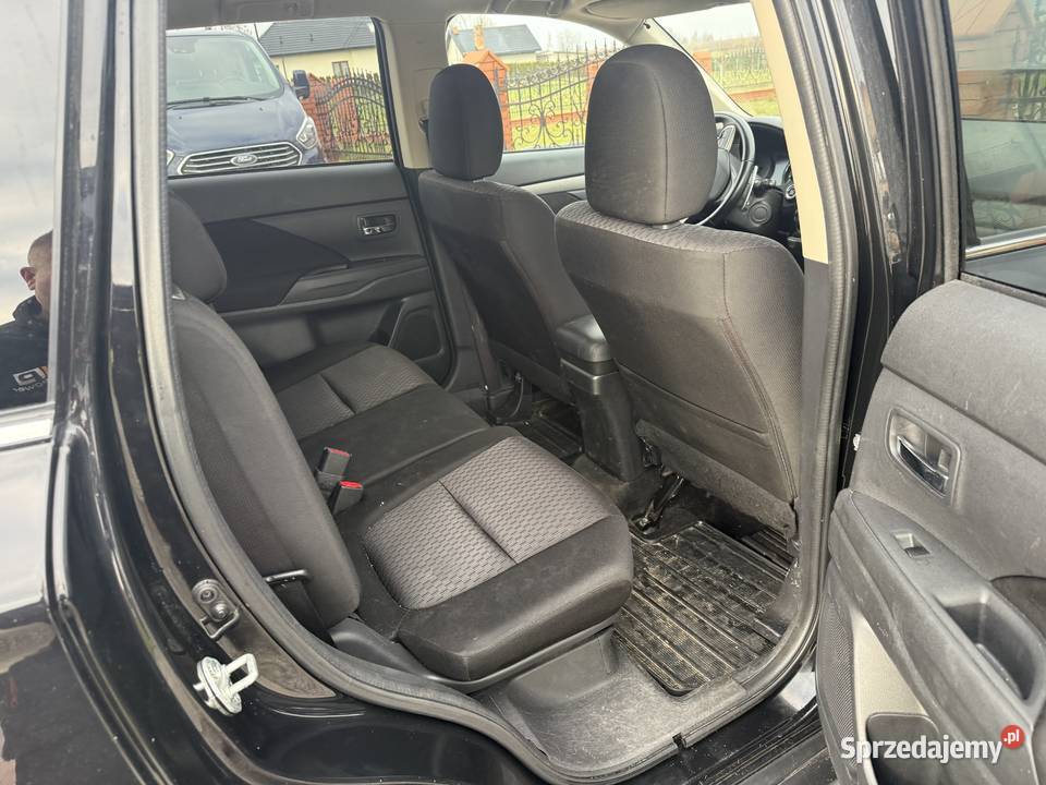 Mitsubishi Outlander 3 20 benzyna 2014 7 osobowy świętokrzyskie Iwaniska