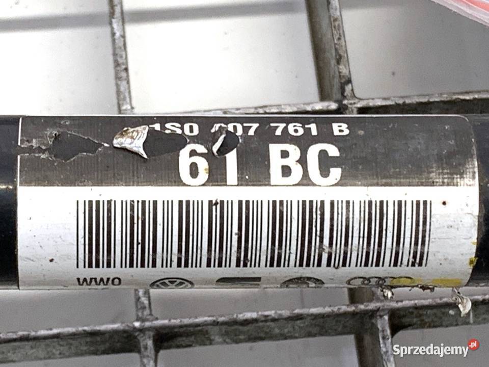 PÓŁOŚ LEWY PRZÓD VW UP 1S0407761B 10 60 PRZEGUB osobowe sprzedam