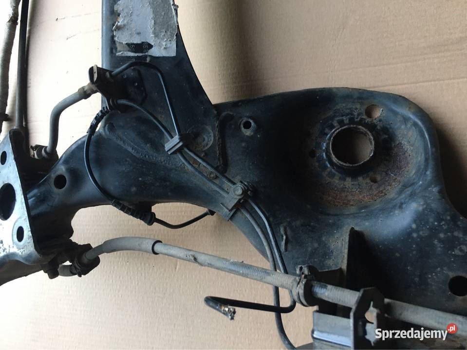 Tylna belka Oś Fiat Bravo ll 00517974690 osobowe Pozostałe