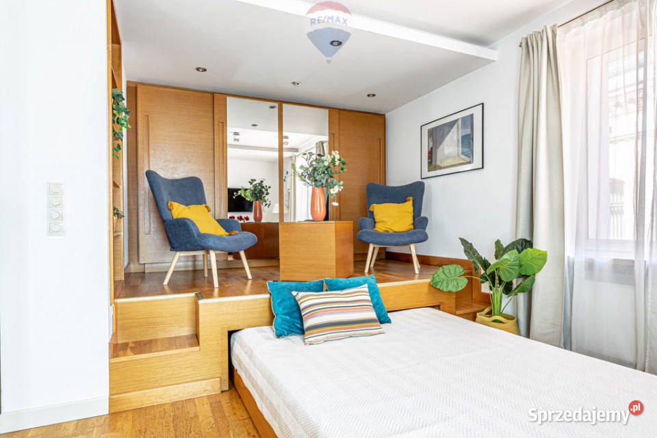 Centrum Stary Rynek mieszkanie balkon piwnica Piętro 3 Poznań