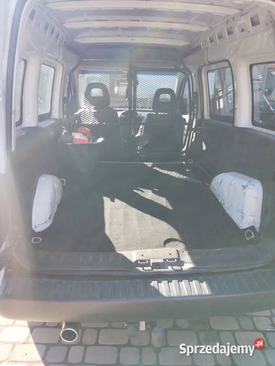Opel Combo 17 DCI Rok produkcji 2009 Osjaków