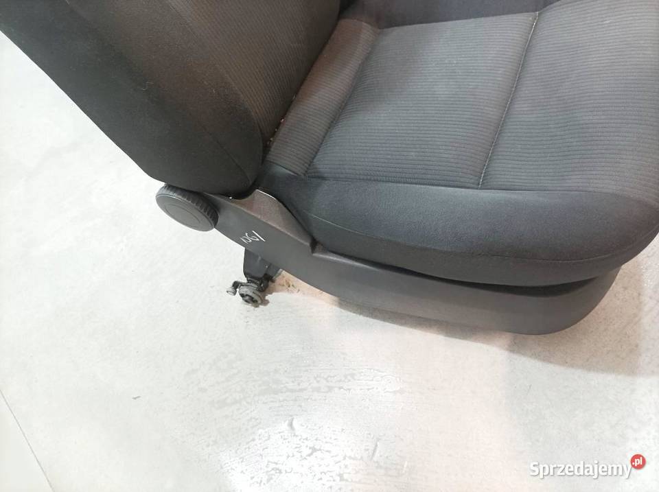 FOTELE KANAPA PODSTAWKA KPL VW Volkswagen Passat Fotele i kanapy świętokrzyskie