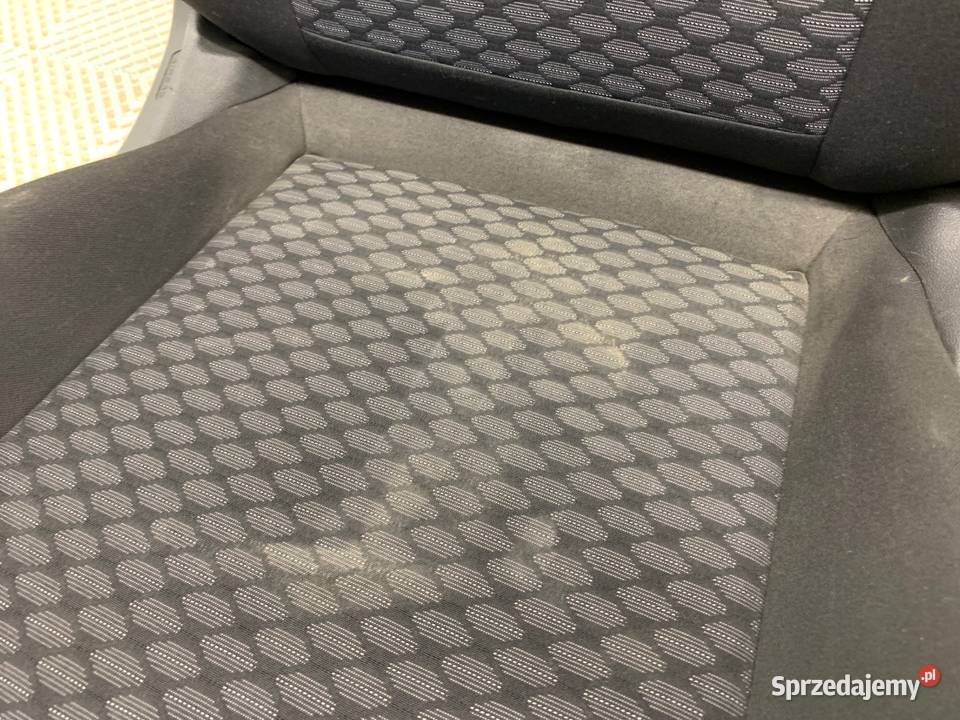 FOTEL PRAWY PRZÓD OPEL ASTRA K Hatchback osobowe