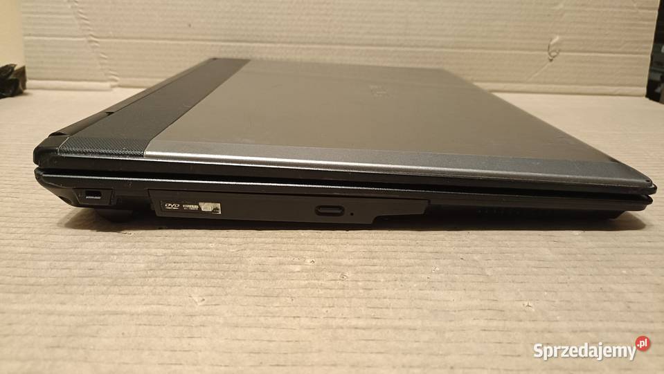 Laptop ASUS F7F7S025C
