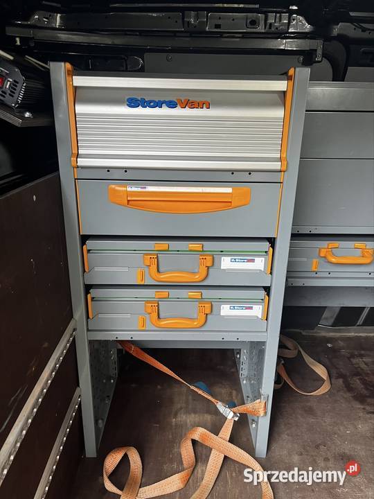 Zabudowa serwisowa warsztatowa busa store van Wołomin