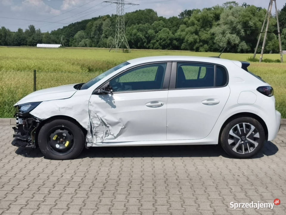 Peugeot 208 lifcie 12 benzyna 75 niski przebieg Kęty sprzedam
