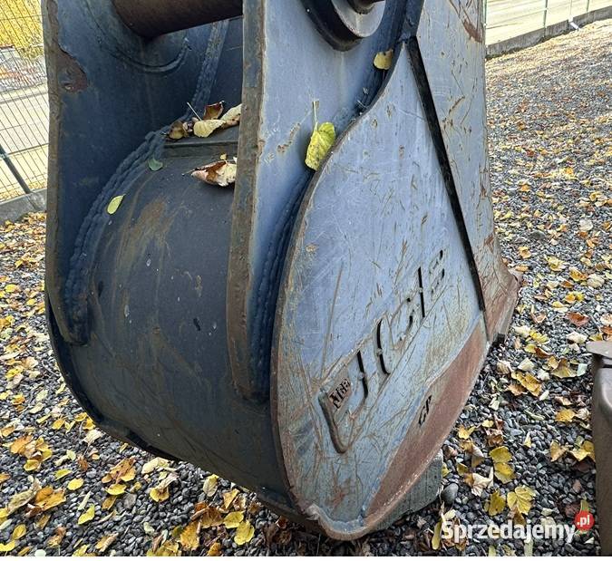 ŁYŻKA KOPIĄCA JCB JS 200 Tuliszków
