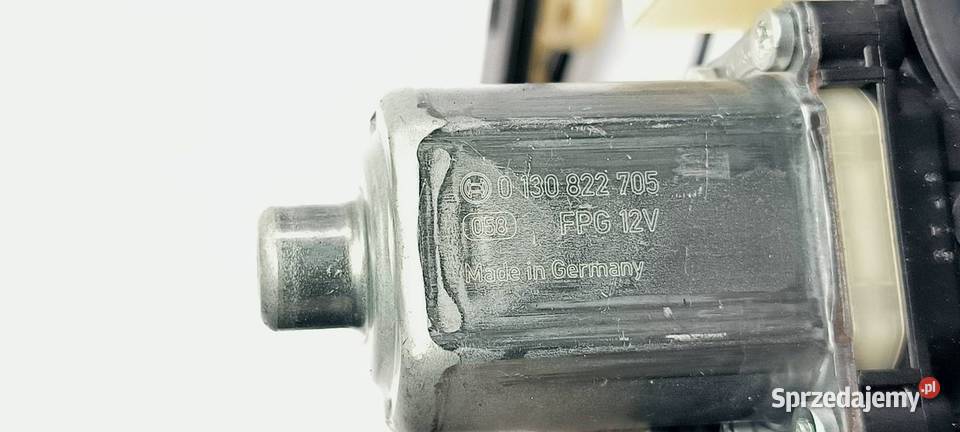 SILNICZEK SZYBY LP AUDI A4 B9 QUATTRO 8W0837461A Pozostałe Lipno
