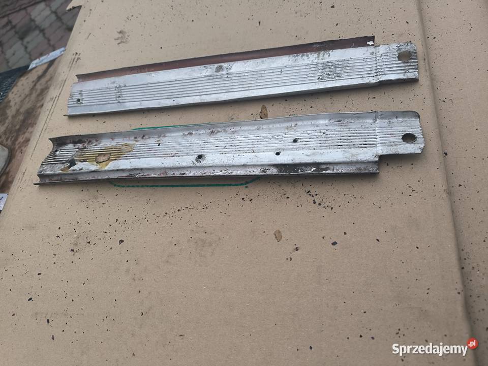 Fiat 125p klasyk nakladki listwy progowe alu Rok produkcji 1974 podkarpackie Stalowa Wola