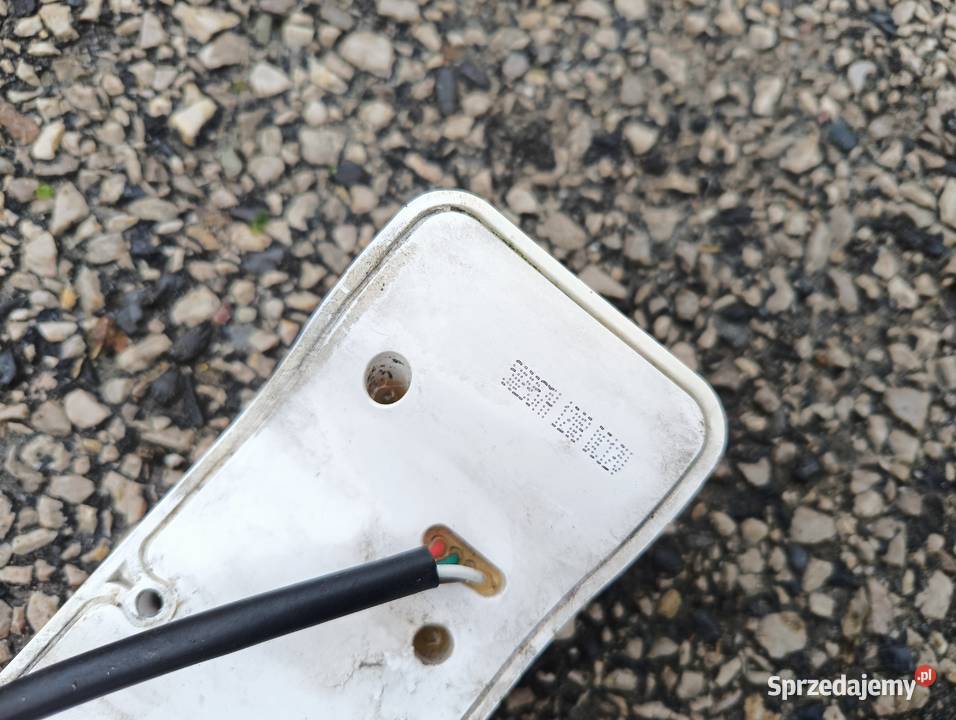 Lampa tył przyczepa kempingowa Kabe świętokrzyskie Odrowążek sprzedam