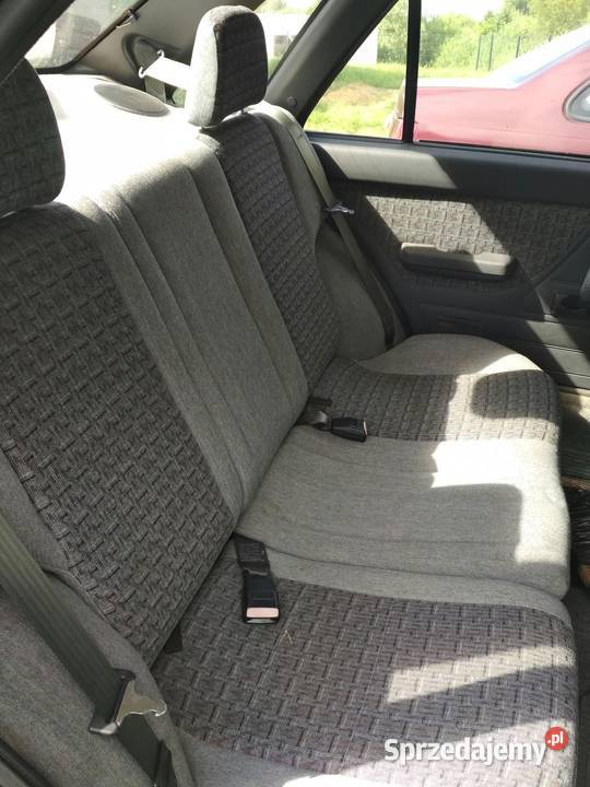 polonez 2000 49 000 przebiegubez Gródek-Dwór sprzedam