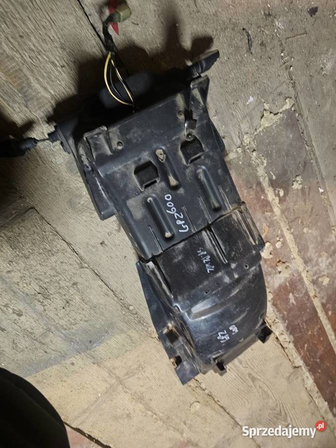 Kawasaki GPZ 600 błotnik tył tylny tylni nadkole dolnośląskie Jelenia Góra