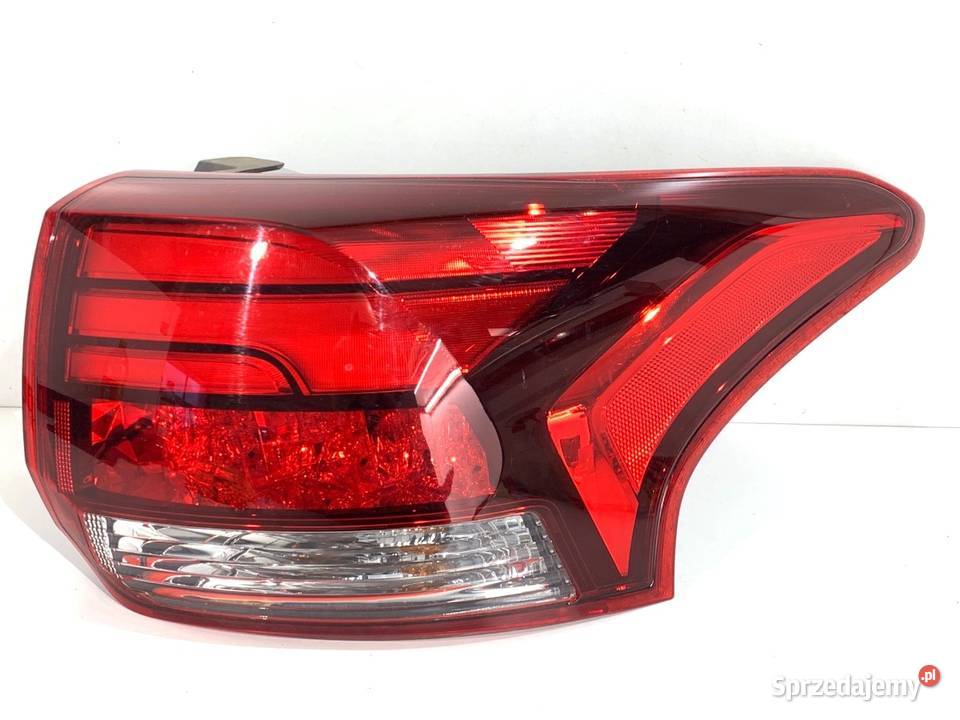 LAMPA PRAWY TYŁ MITSUBISHI OUTLANDER III SUV