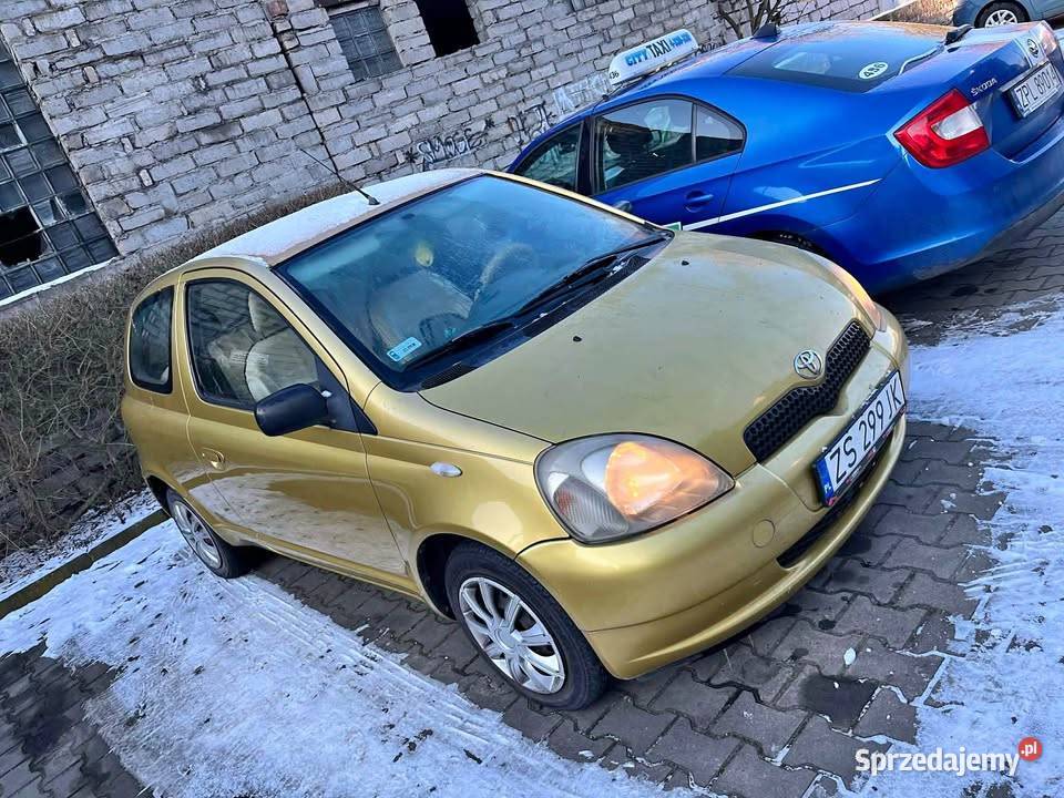 Toyota Yaris I 10 99