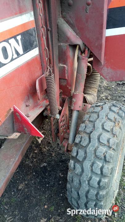 Prasa hesston 5650 Milejów